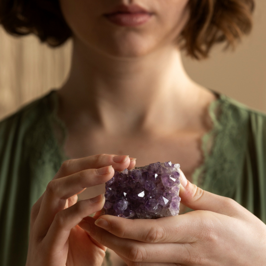 ✨ Unlock the Power of Crystals: A Simple Guide for Everyday Living ✨