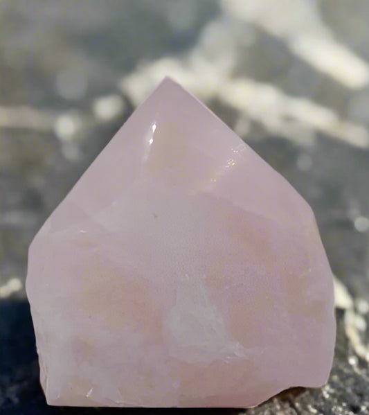 Rose Quartz Cut Base Point (74mm)